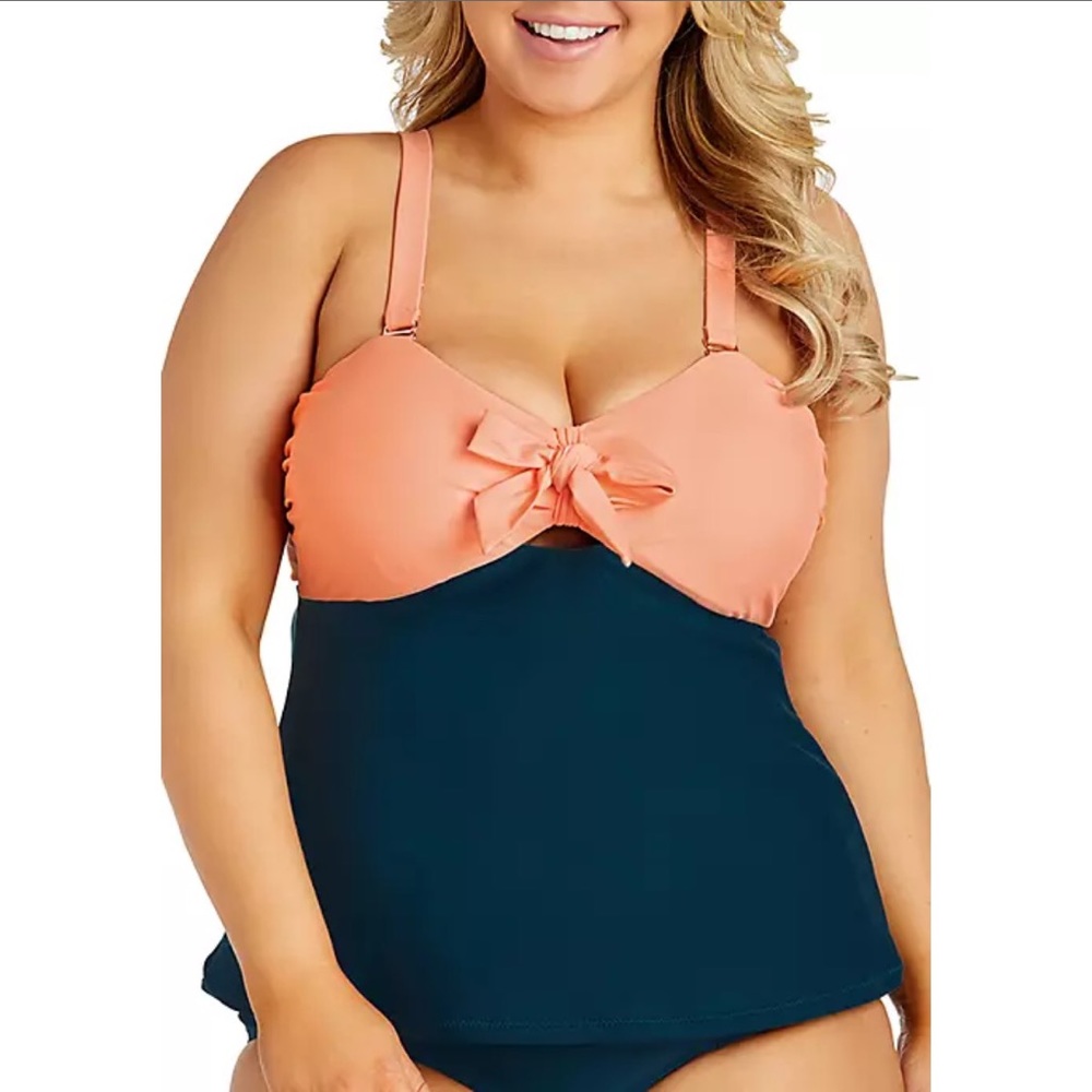 Raisins Curve Color Block Tankini Top Size 24w - image 1